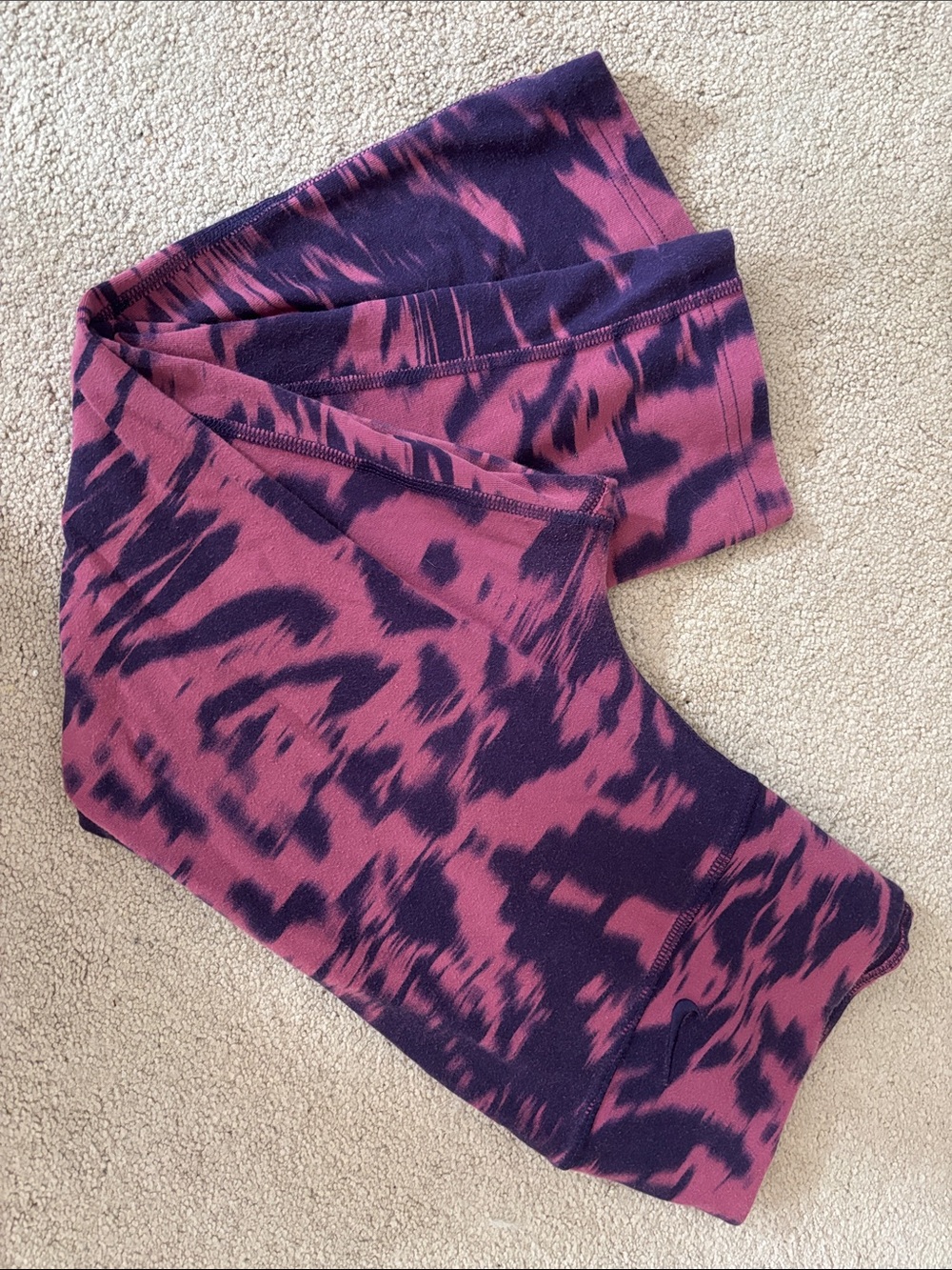 Nike dri fit capri Tie-Dye Leggings - Purple & Pink